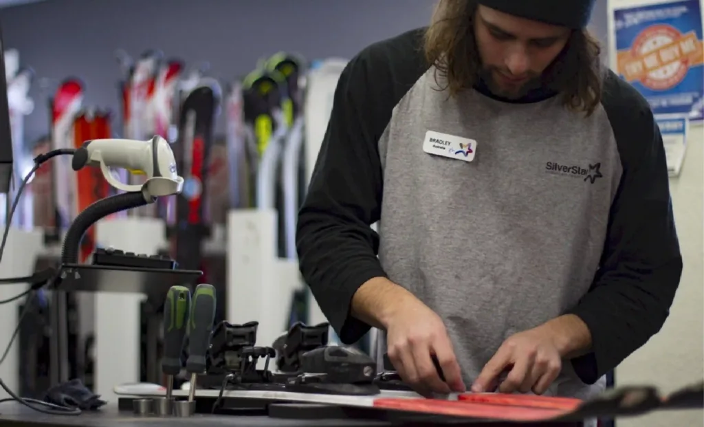 Silver Star Double Diamond Repair Shop Technician