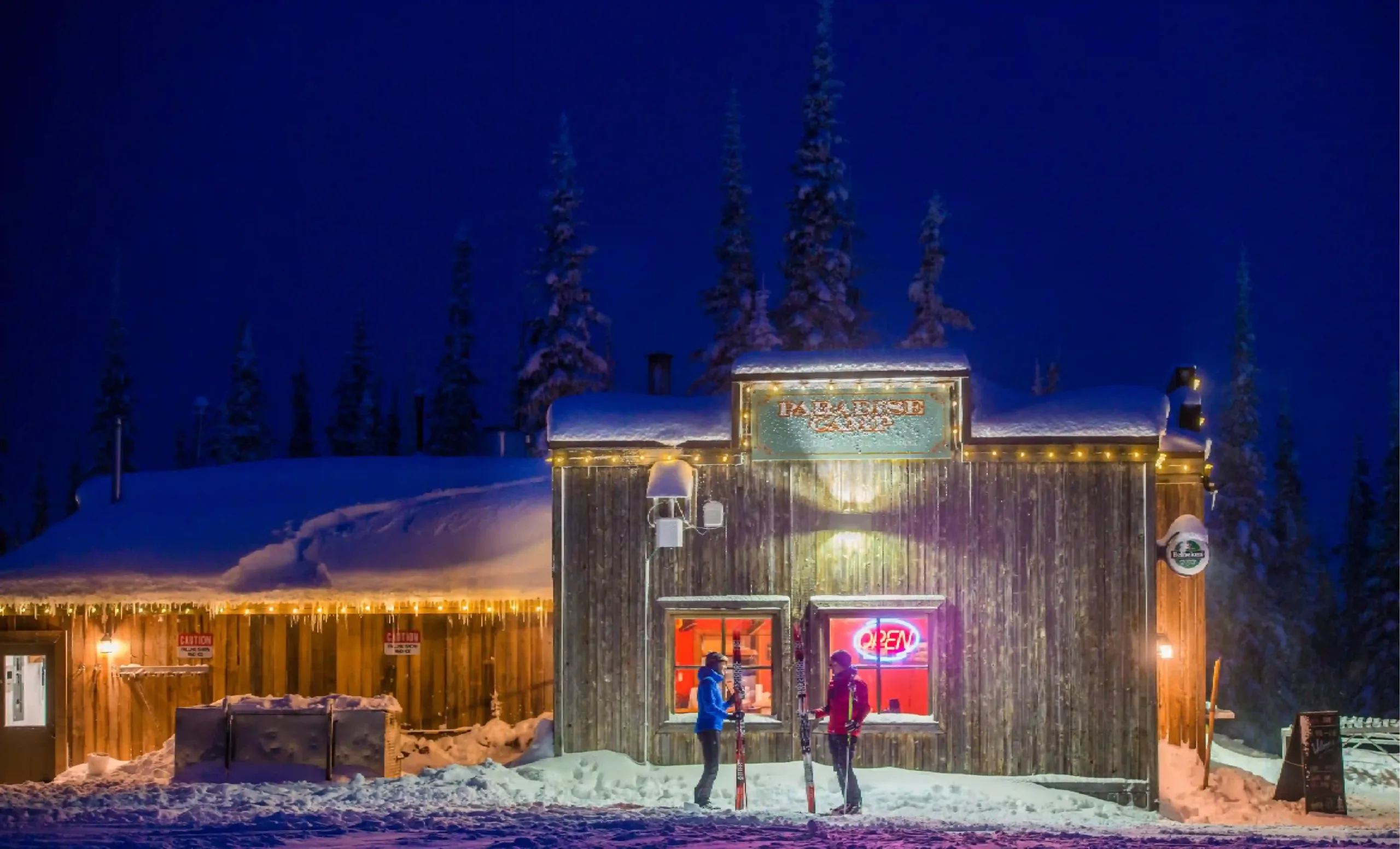 SilverStar_PARADISE-CAMP_building